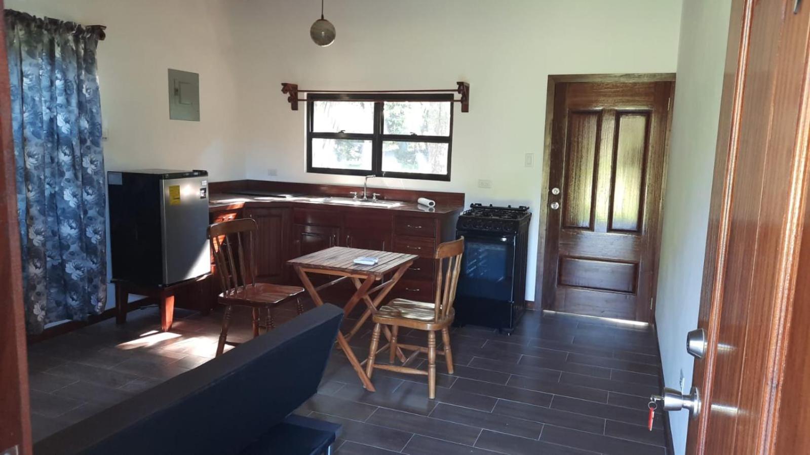Mahogany Villas Punta Gorda Eksteriør billede