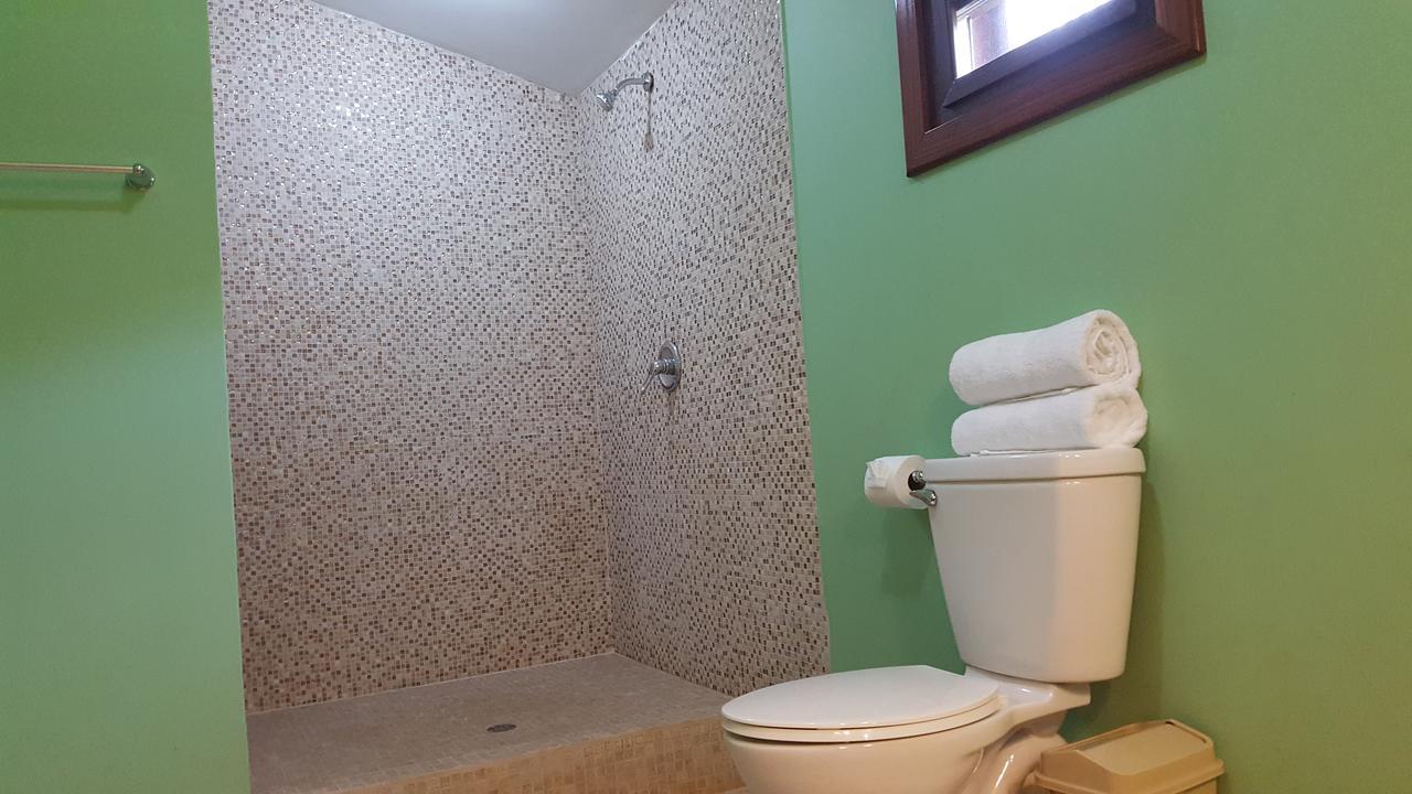 Mahogany Villas Punta Gorda Eksteriør billede